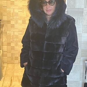 Elegant Navy Real Fur Hooded Jacket
